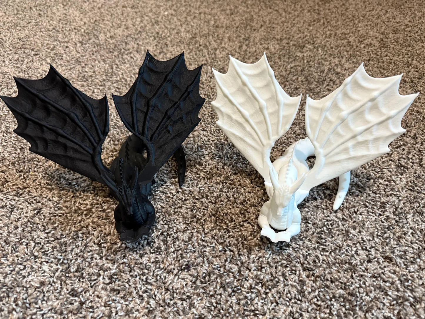 Dragon kindle stand